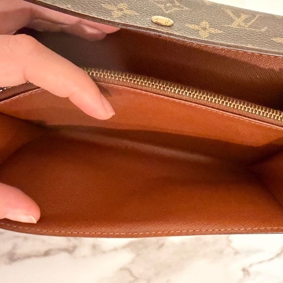 Louis Vuitton Brown Monogram Wallet - Picture 10 of 10
